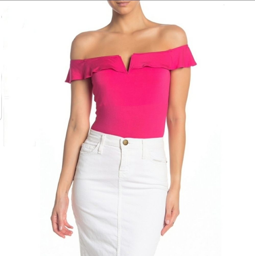 NWT Elodie‎ Pink Off The Shoulder Bodysuit Top